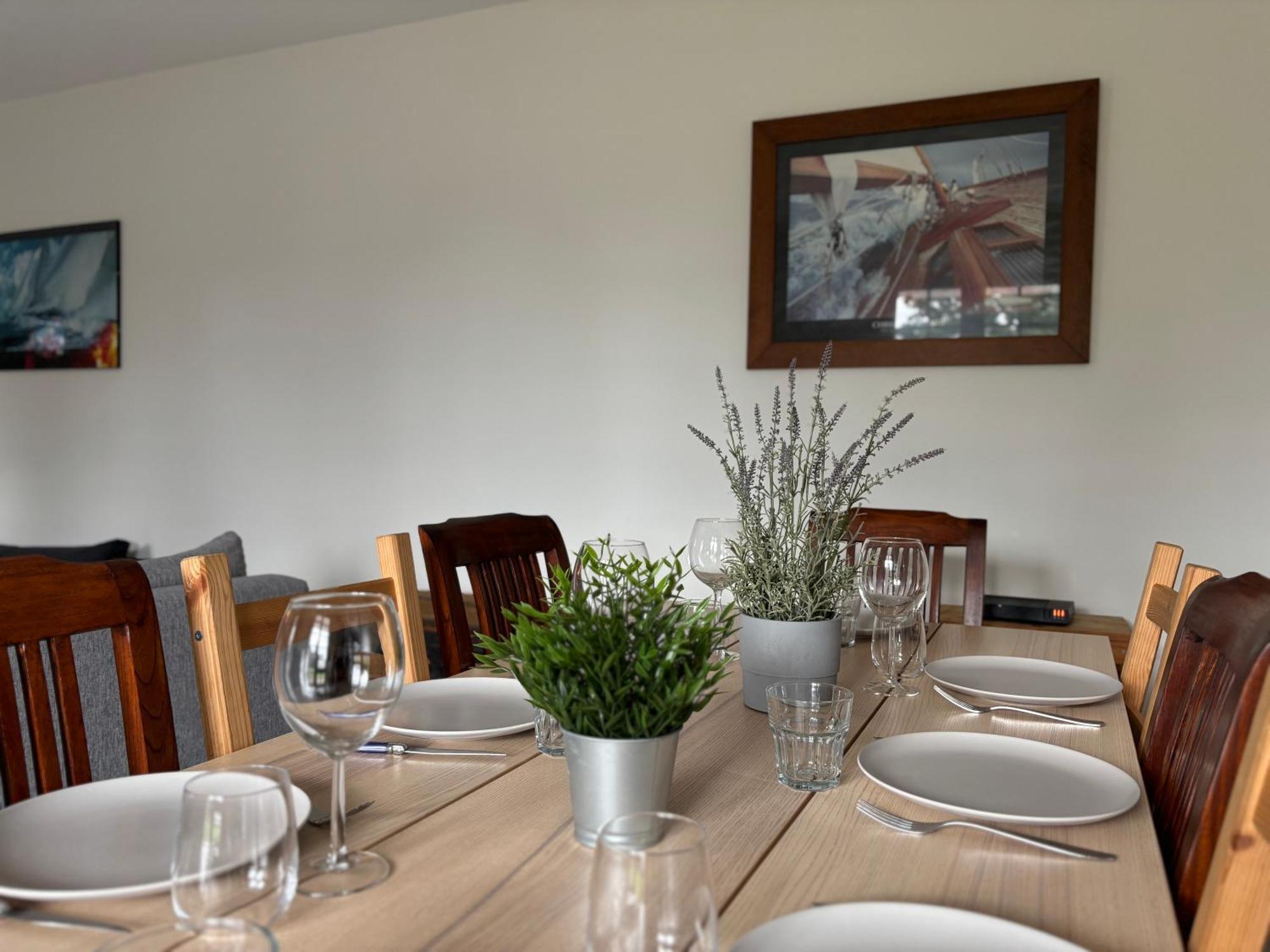 La Fromagerie Maison Lumineuse Et Spacieuse Beau Sejour 5 Ch 2 Wc 1 Sdb Grand Jardin Clos 5Mn A Pied Commerces 10 Mn Plage Omaha Beach Proche Plages Du Debarquement Trevieres Экстерьер фото