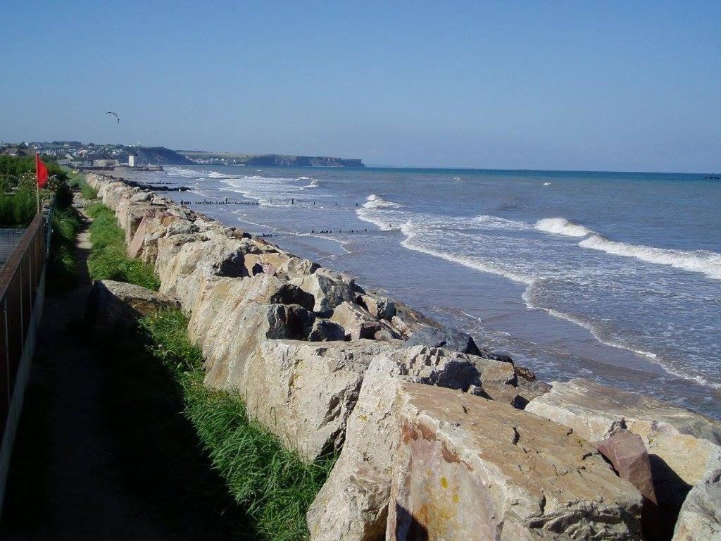 La Fromagerie Maison Lumineuse Et Spacieuse Beau Sejour 5 Ch 2 Wc 1 Sdb Grand Jardin Clos 5Mn A Pied Commerces 10 Mn Plage Omaha Beach Proche Plages Du Debarquement Trevieres Экстерьер фото